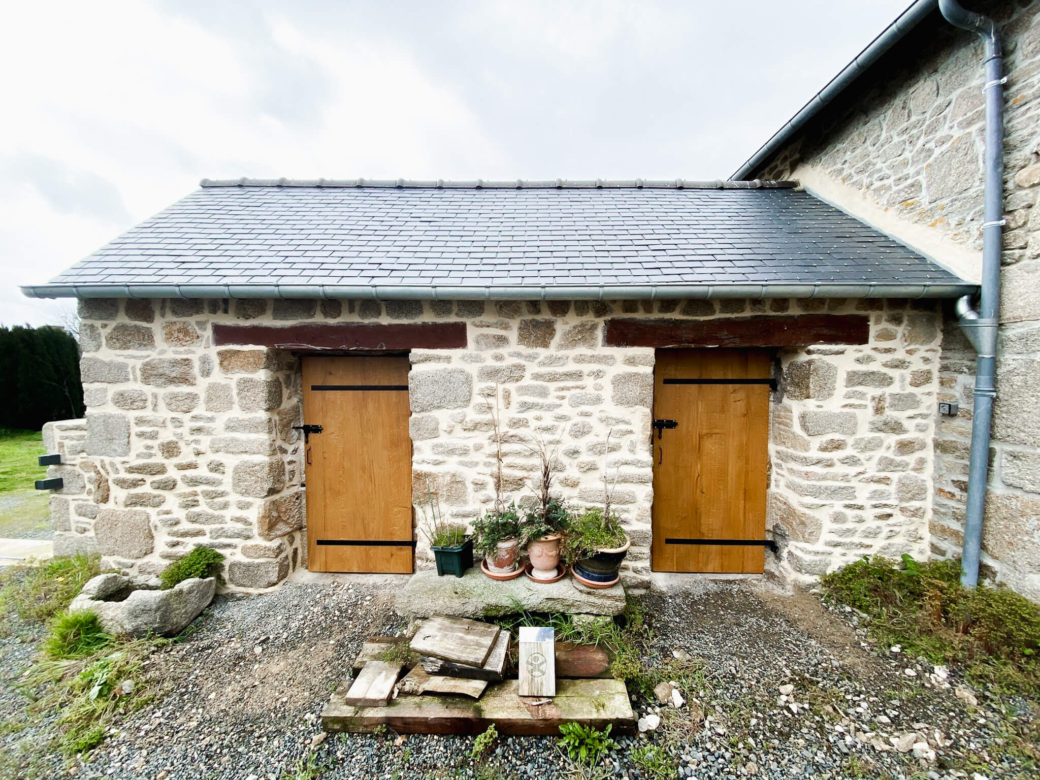 Conception_portes-d'entrée_serrue-clenche-loquet-poucier-bois-antique_03_BLR Agencement