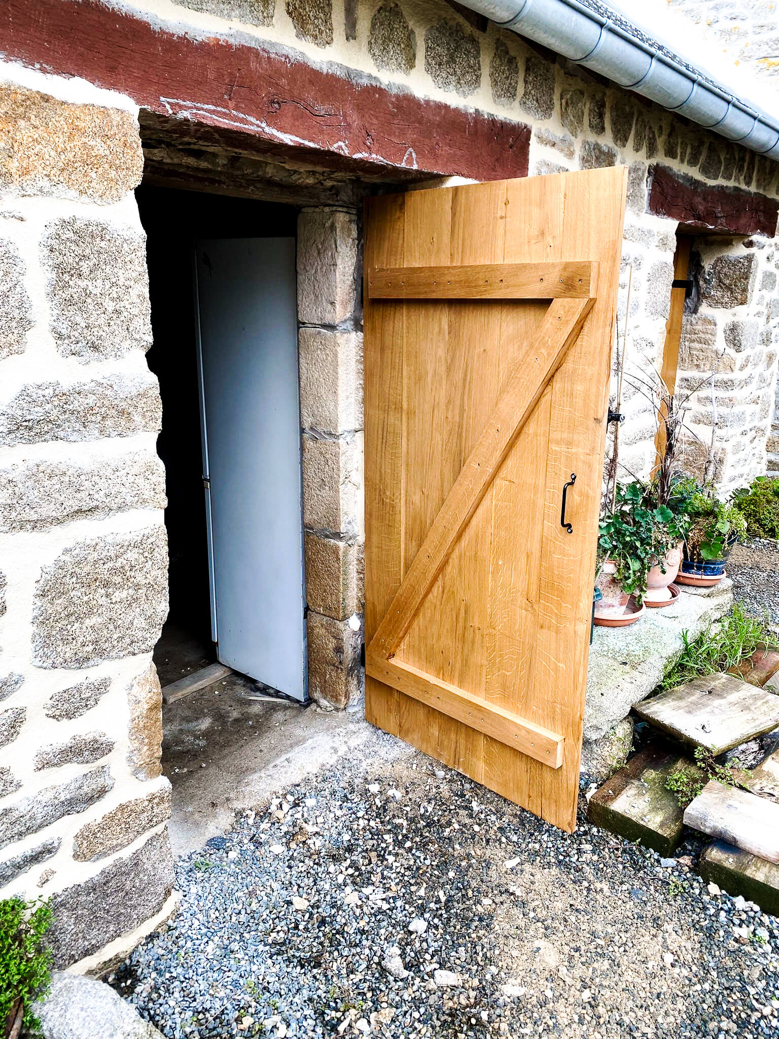 Conception_portes-d'entrée_serrue-clenche-loquet-poucier-bois-antique_05_BLR Agencement