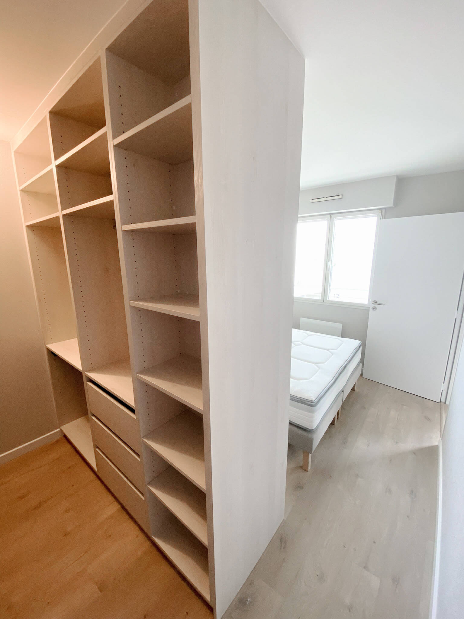 Installation_dressing-aménagement_suite-parentale_apres 03_BLR-Agencement