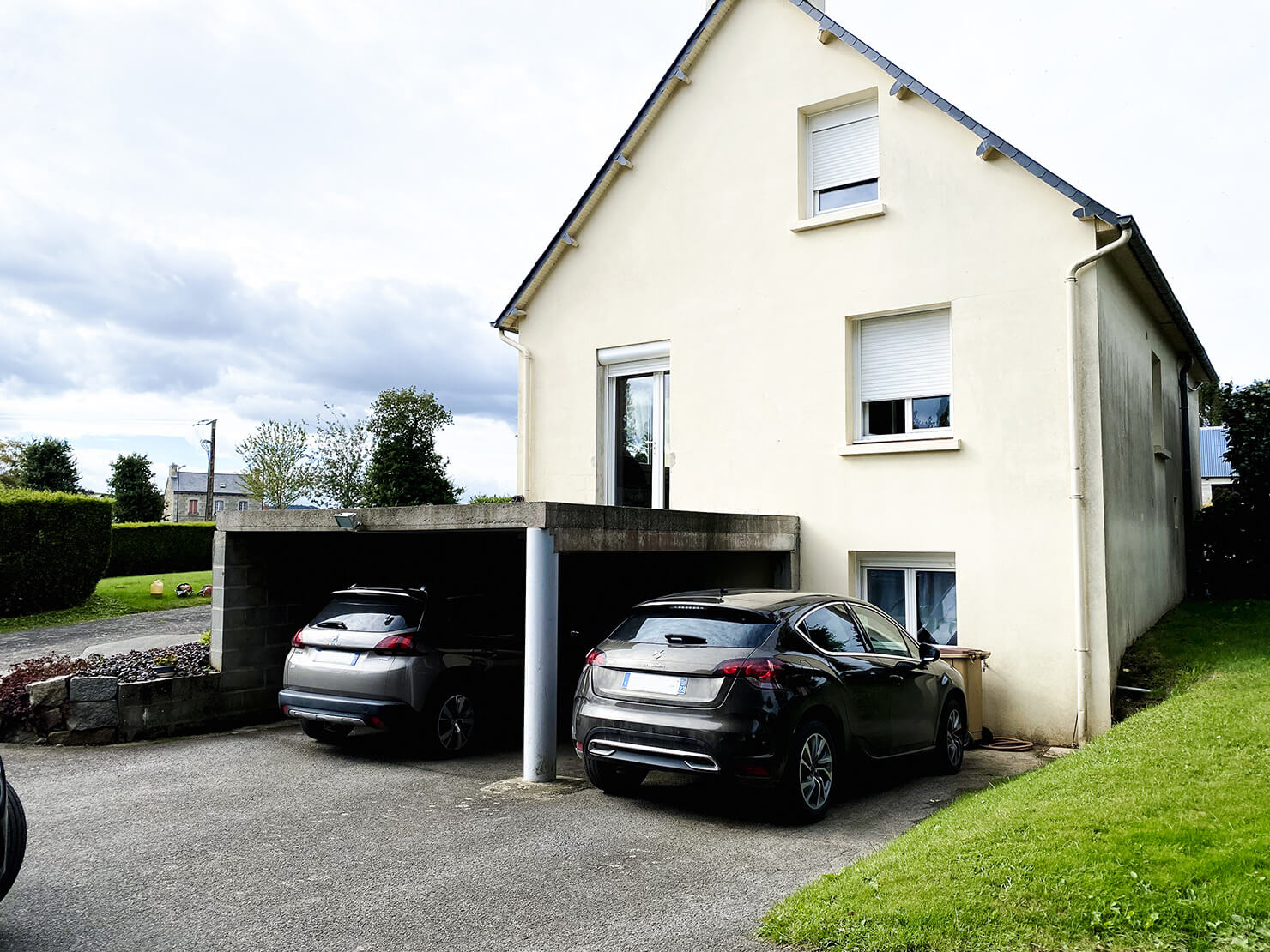 Menuiserie_agencementmaison-avant 02_St-brieuc_BLR-Agencement
