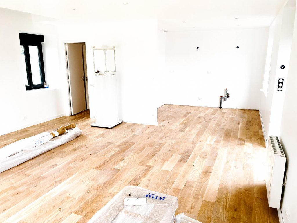 Pose de parquet_salon_BLR-Agencement